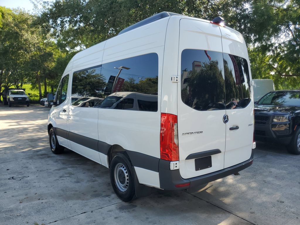 Used 2025 Mercedes-Benz Sprinter 2500 image 4