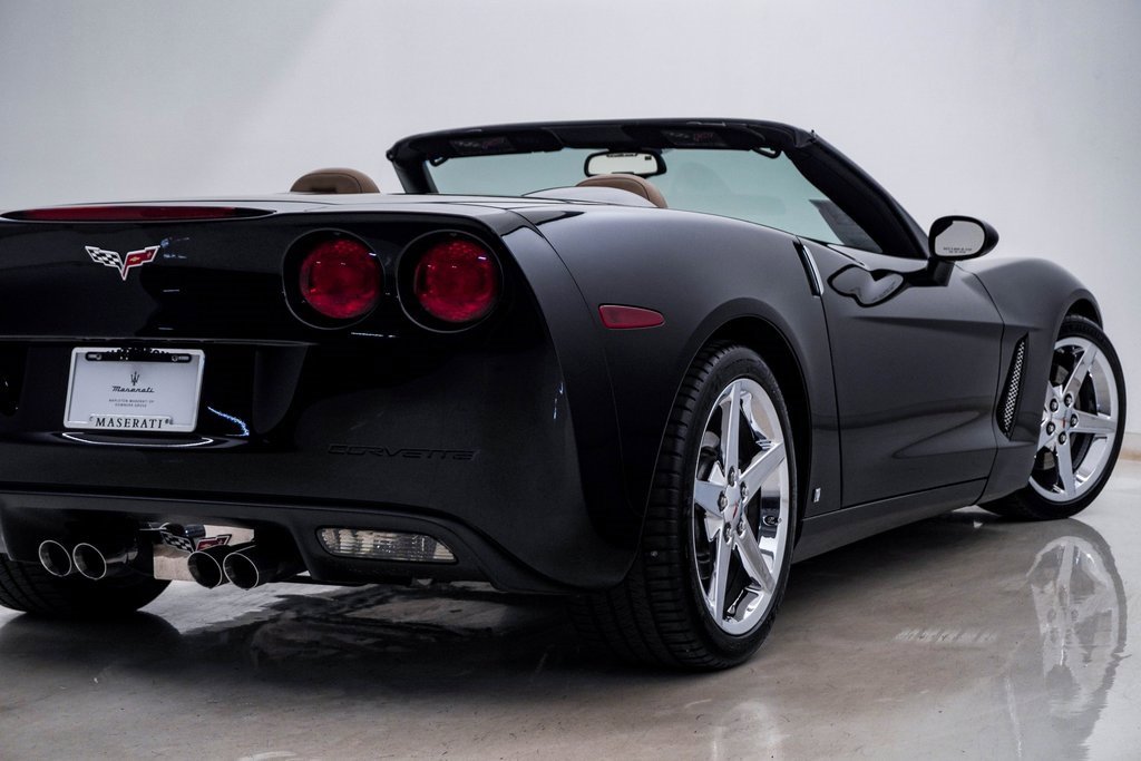 Used 2007 Chevrolet Corvette Convertible w/ Preferred Equipment Group image 12