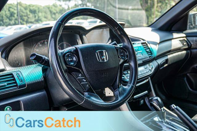 Used 2017 Honda Accord Sport image 20