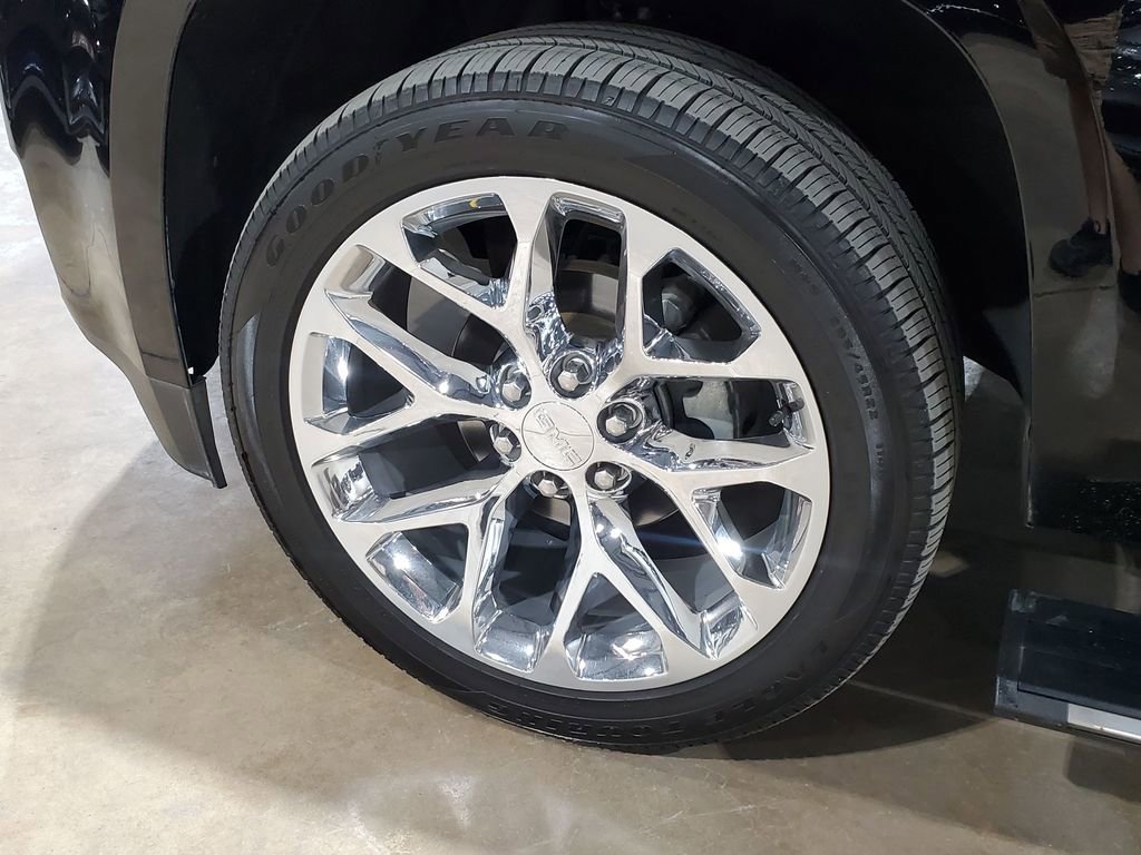 Used 2017 GMC Yukon Denali w/ Open Road Package image 45