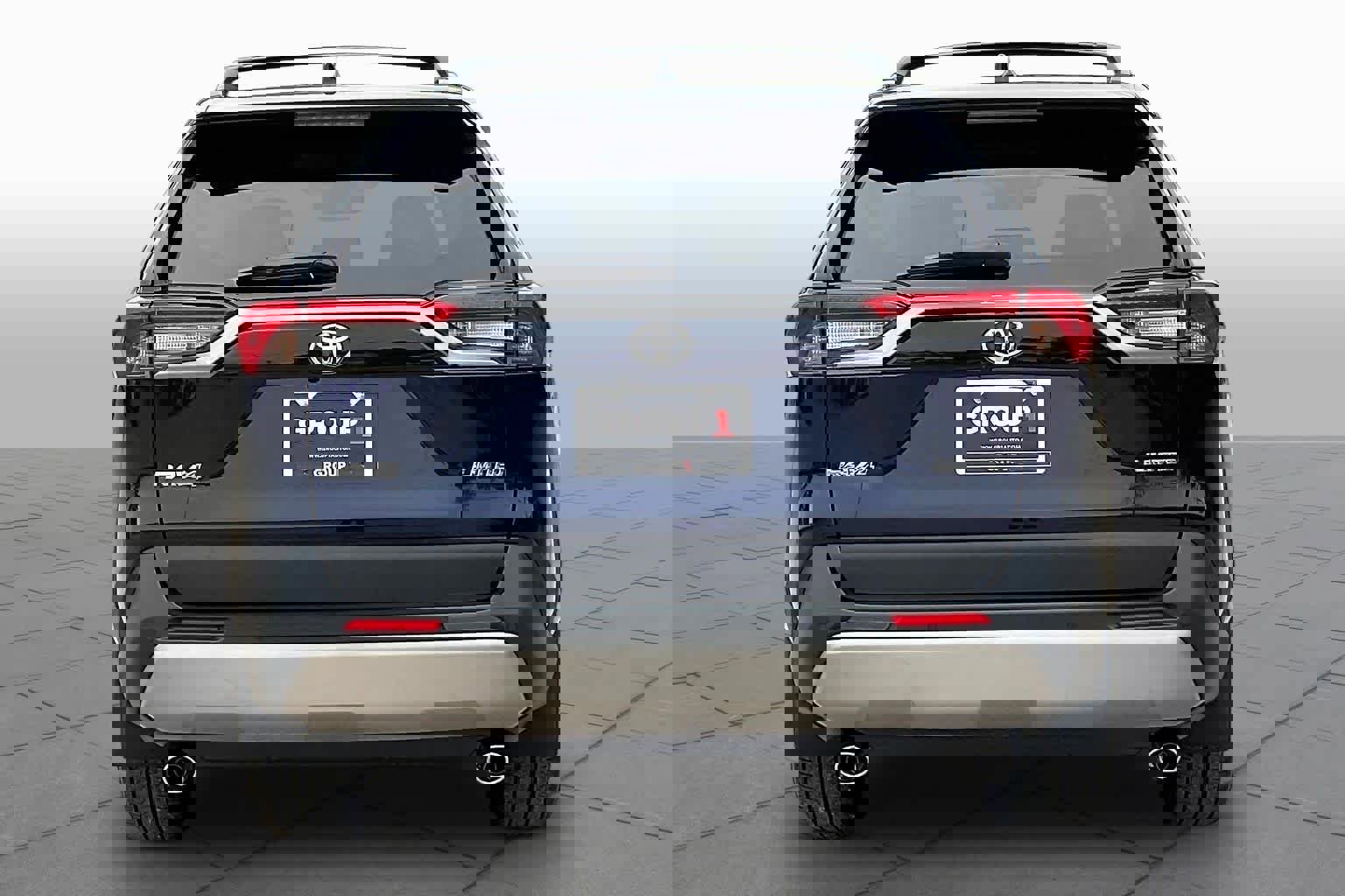 Used 2025 Toyota RAV4 Limited image 5