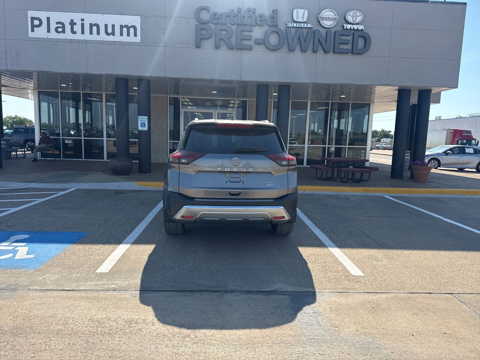 Used 2023 Nissan Rogue Platinum w/ Platinum Premium Package AWD/4WD image 6