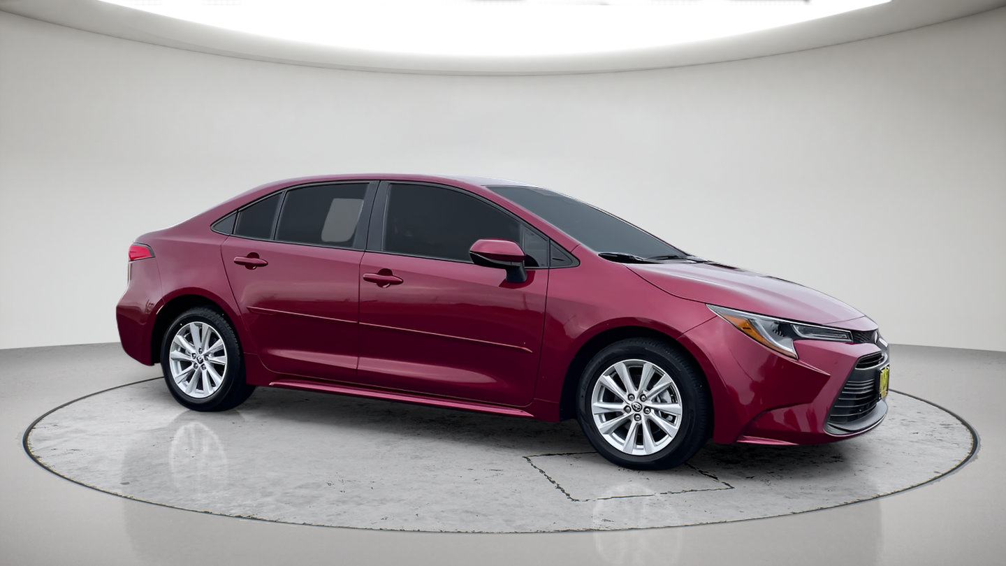 Certified 2025 Toyota Corolla LE w/ LE Premium Package FWD image 4