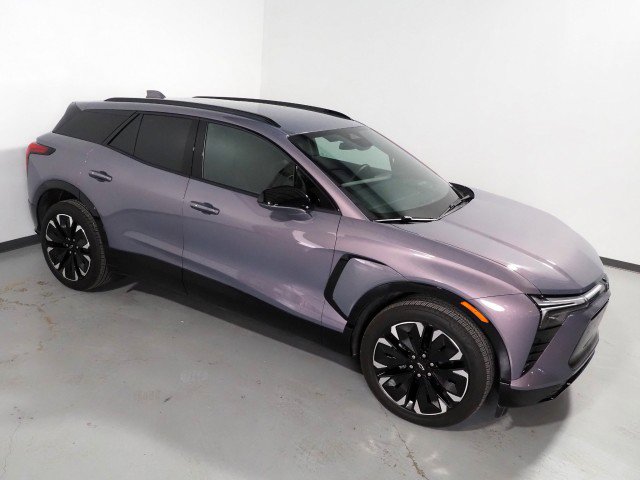 Used 2025 Chevrolet Blazer EV RS image 11