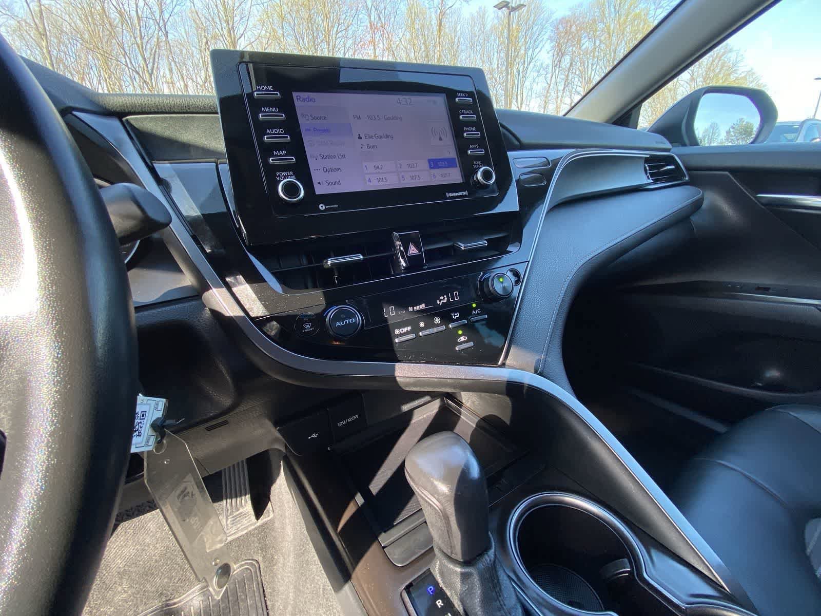 Used 2024 Toyota Camry SE FWD image 41