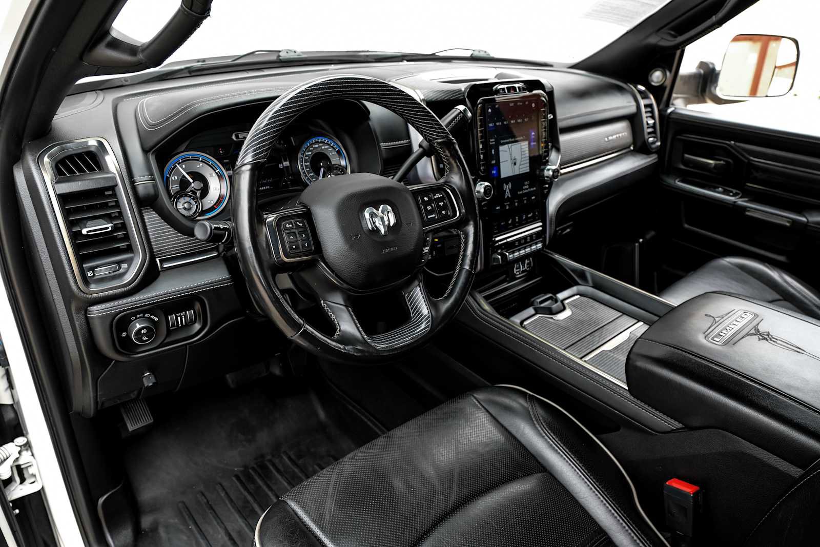 Used 2020 RAM 2500 Limited image 3