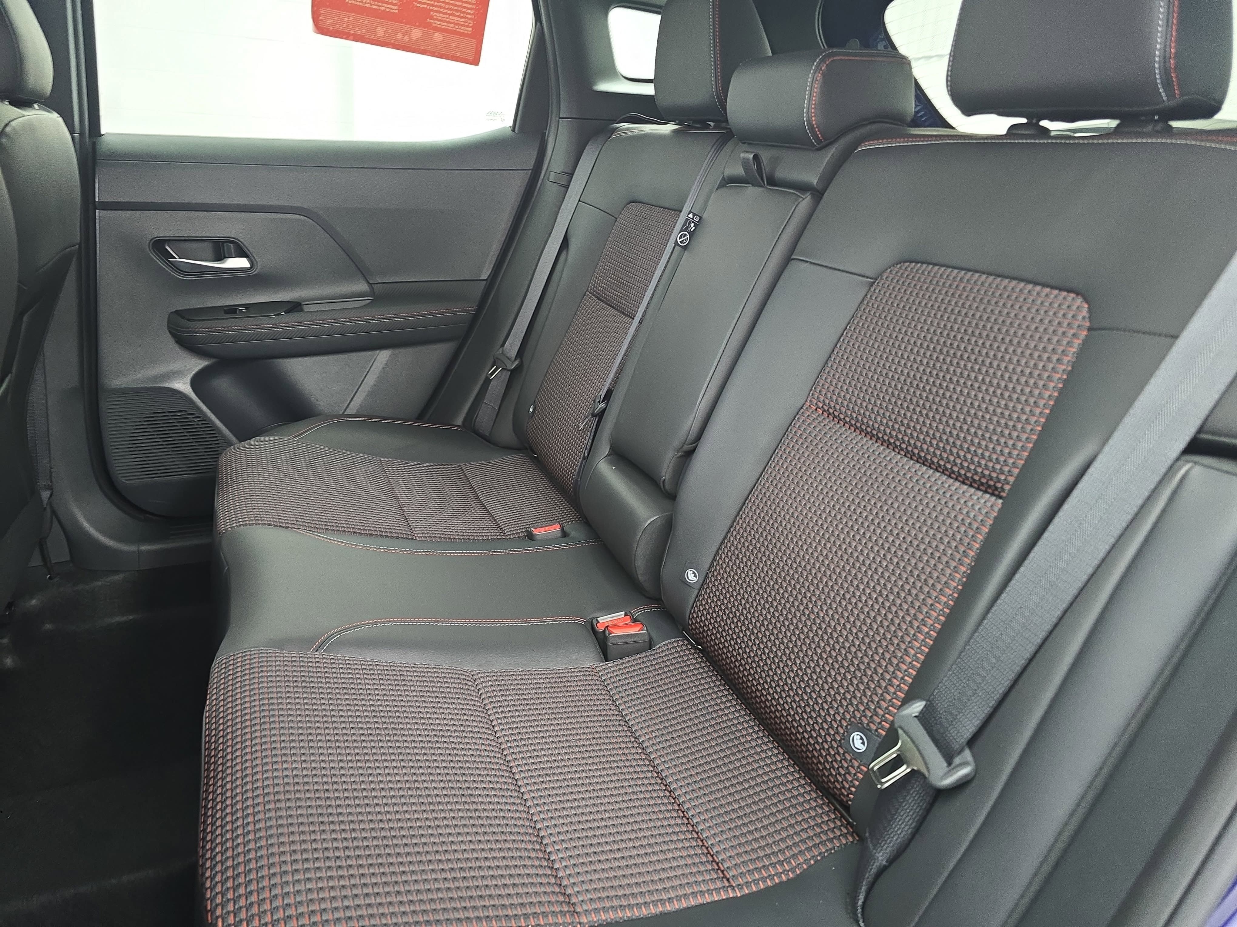 Certified 2025 Nissan Kicks SR w/ SR Premium Package FWD image 13