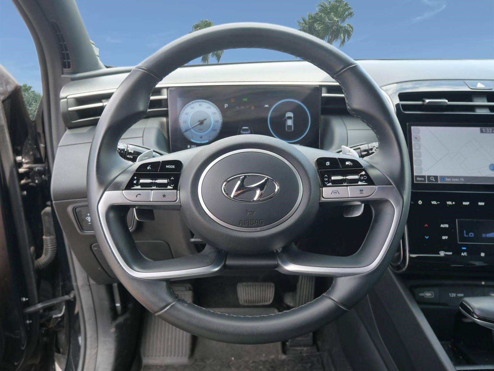 Used 2023 Hyundai Santa Cruz SEL Premium image 12