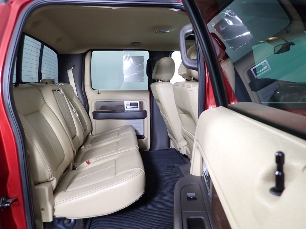 Used 2013 Ford F150 Lariat w/ Mid Equipment Group image 32