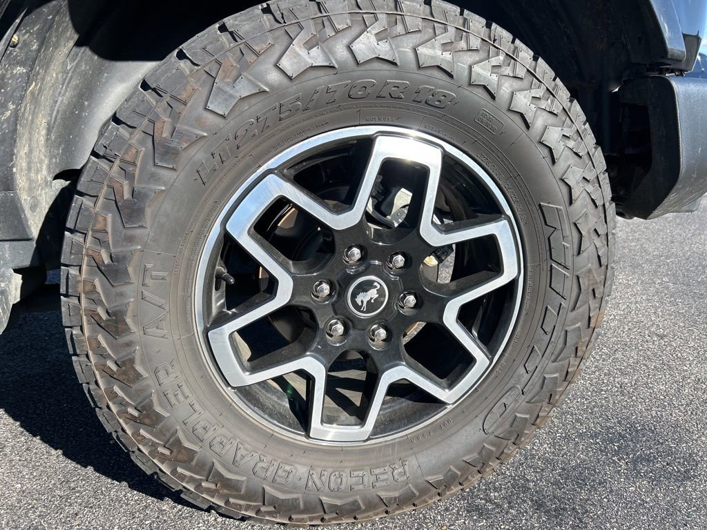 Used 2023 Ford Bronco Outer Banks image 11