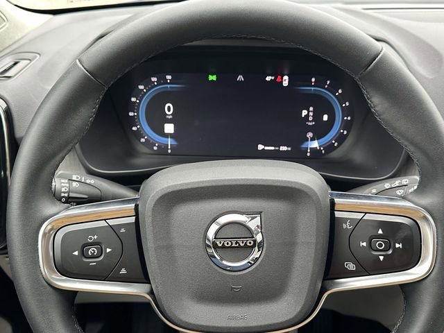 Used 2023 Volvo XC40 B5 Plus w/ Driver Assist Package image 29