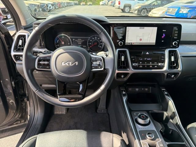 Used 2023 Kia Sorento EX AWD/4WD image 19