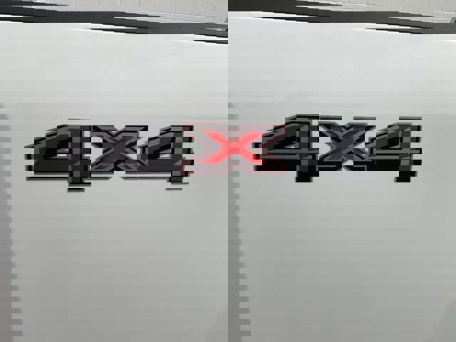 Used 2023 Ford F250 XLT image 11