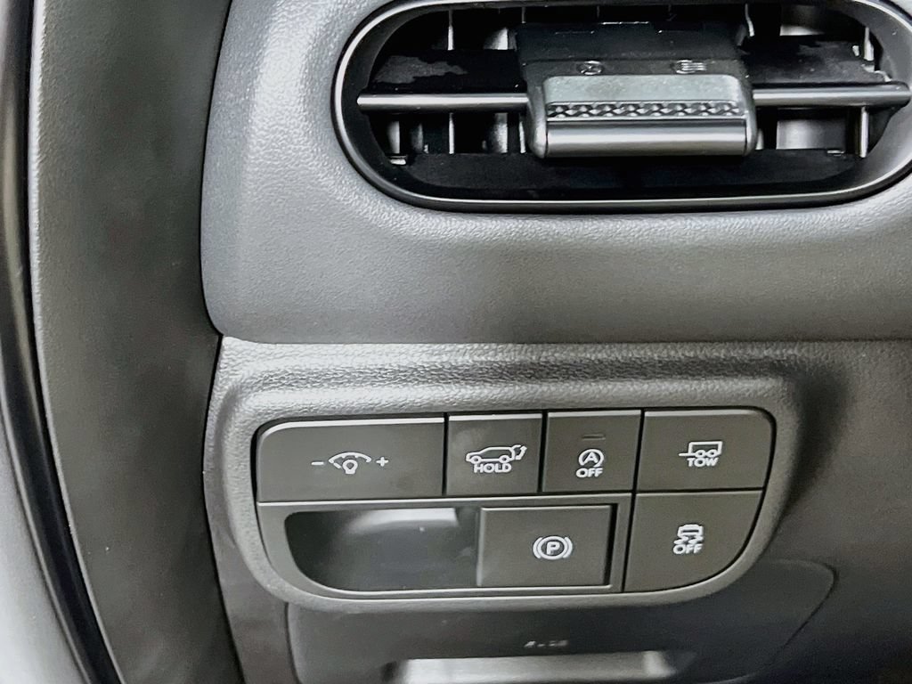 Certified 2026 Hyundai Palisade XRT Pro AWD/4WD image 9
