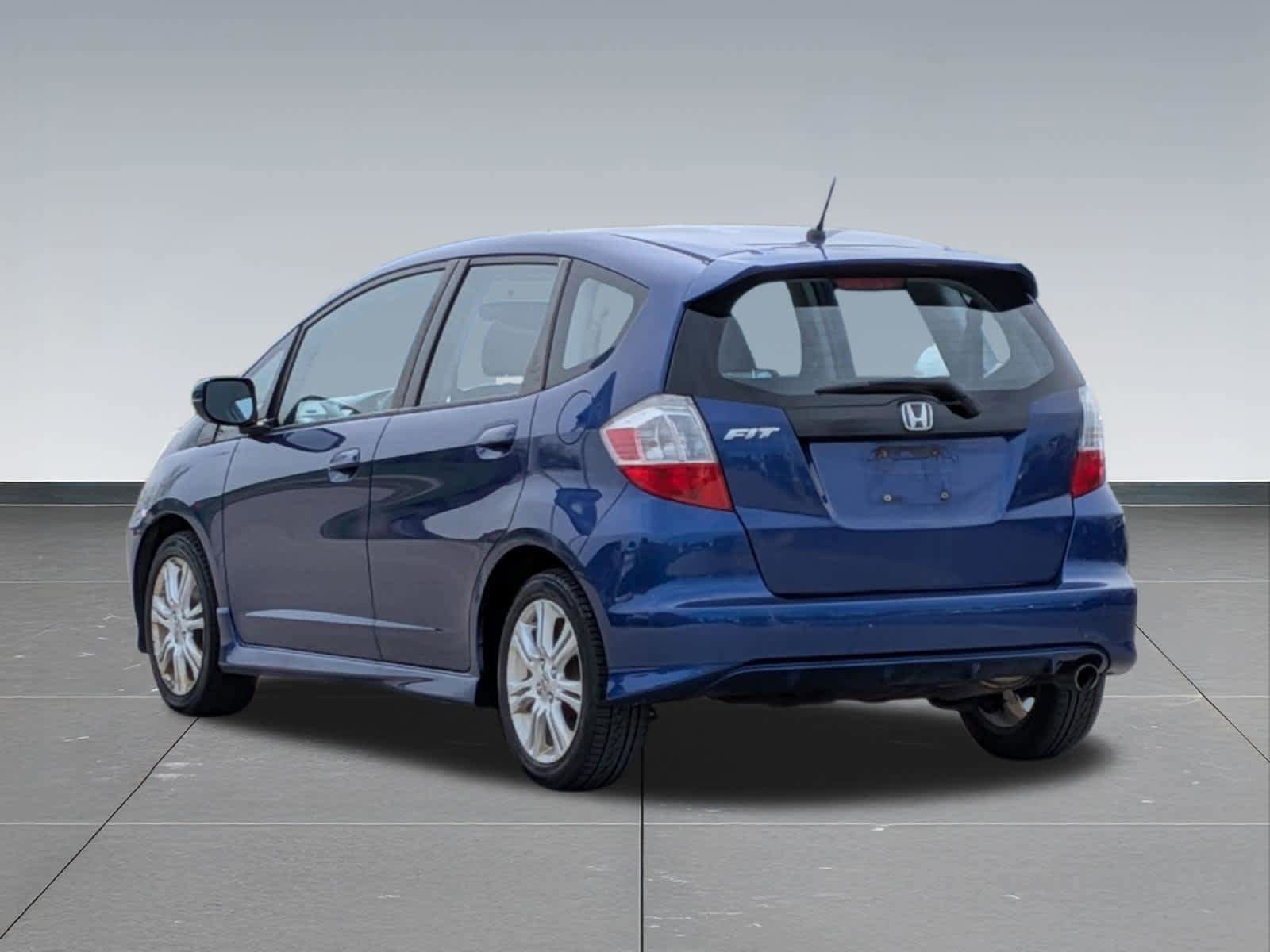 Used 2010 Honda Fit Sport image 3