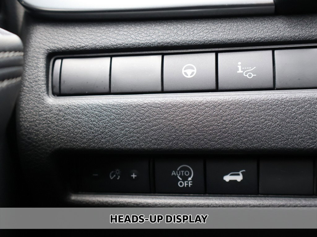 Used 2023 Nissan Rogue Platinum w/ Platinum Premium Package FWD image 12