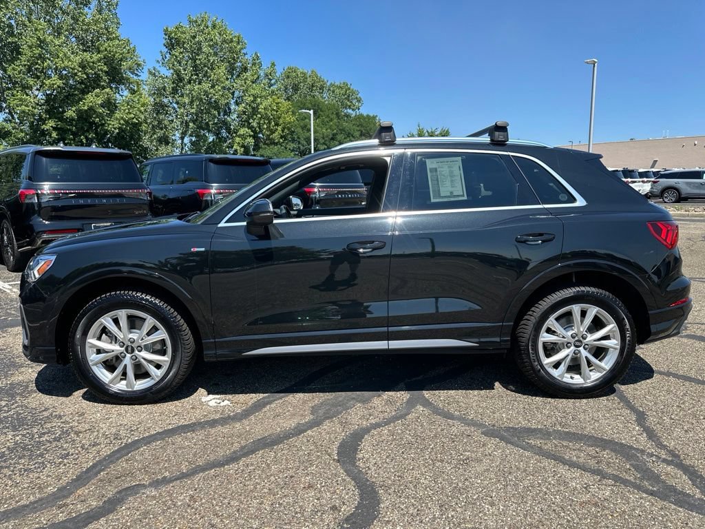 Used 2023 Audi Q3 2.0T Premium Plus w/ Premium Plus Package AWD/4WD image 10