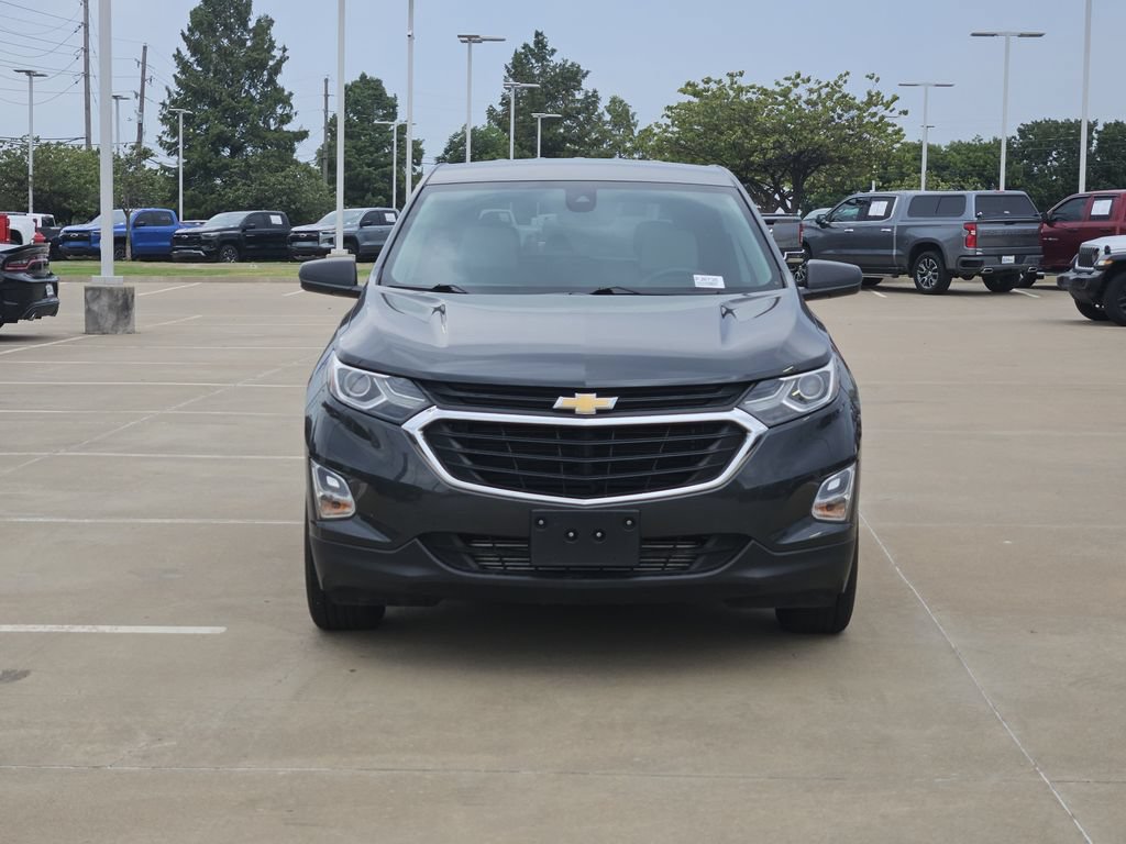 Used 2020 Chevrolet Equinox LS w/ LS Convenience Package FWD image 2