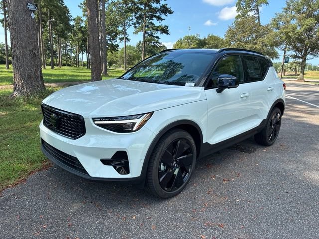 New 2026 Volvo XC40 B5 Ultra AWD/4WD image 9