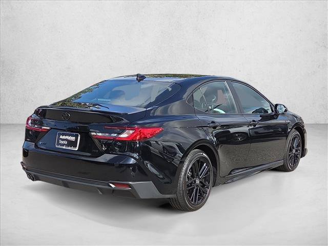 Certified 2025 Toyota Camry SE FWD image 5