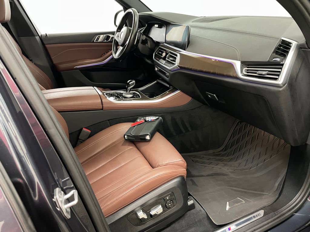 Used 2022 BMW X5 xDrive40i w/ M Sport Package image 36