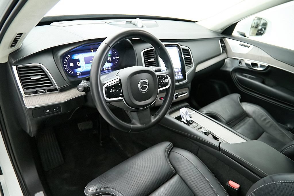 Used 2024 Volvo XC90 T8 Ultimate w/ Lounge Package AWD/4WD image 13