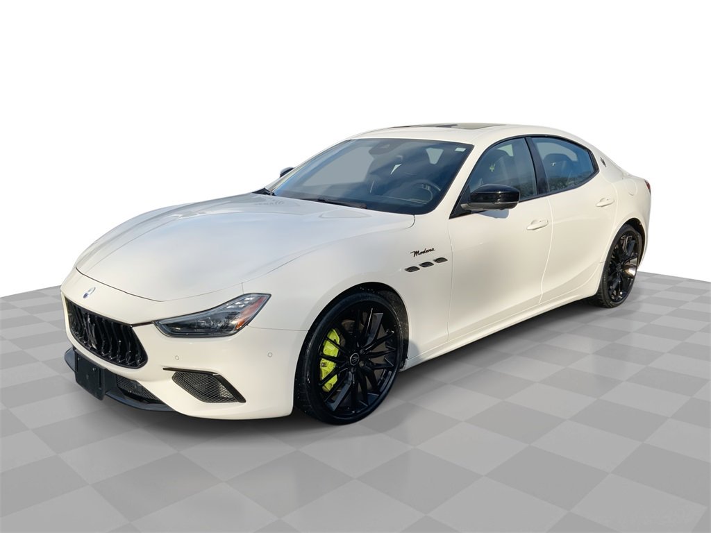 Used 2022 Maserati Ghibli Modena Q4 image 1
