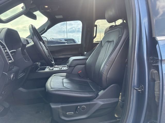 Used 2019 Ford Expedition Max Limited w/ Equipment Group 301A image 10