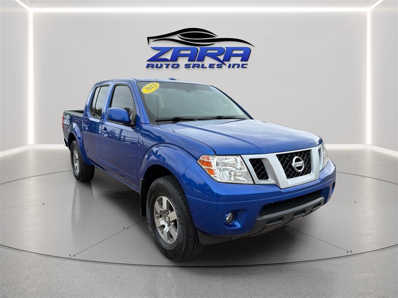 Used 2013 Nissan Frontier PRO-4X AWD/4WD image 9