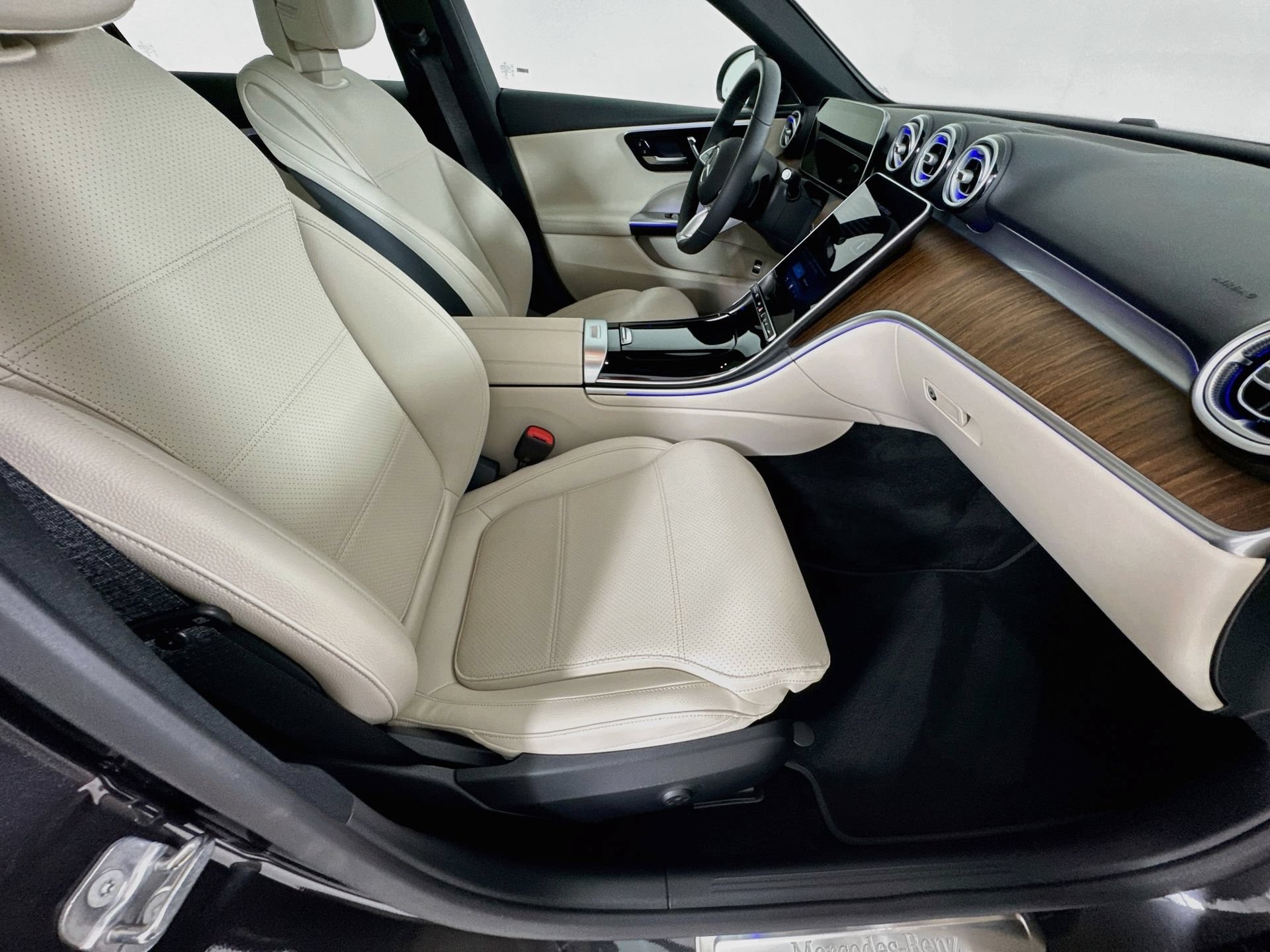 Certified 2026 Mercedes-Benz C 300 Sedan image 31