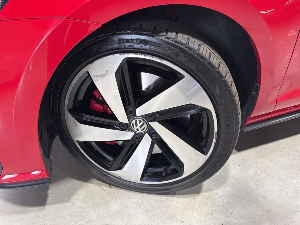 Used 2021 Volkswagen GTI Autobahn image 2