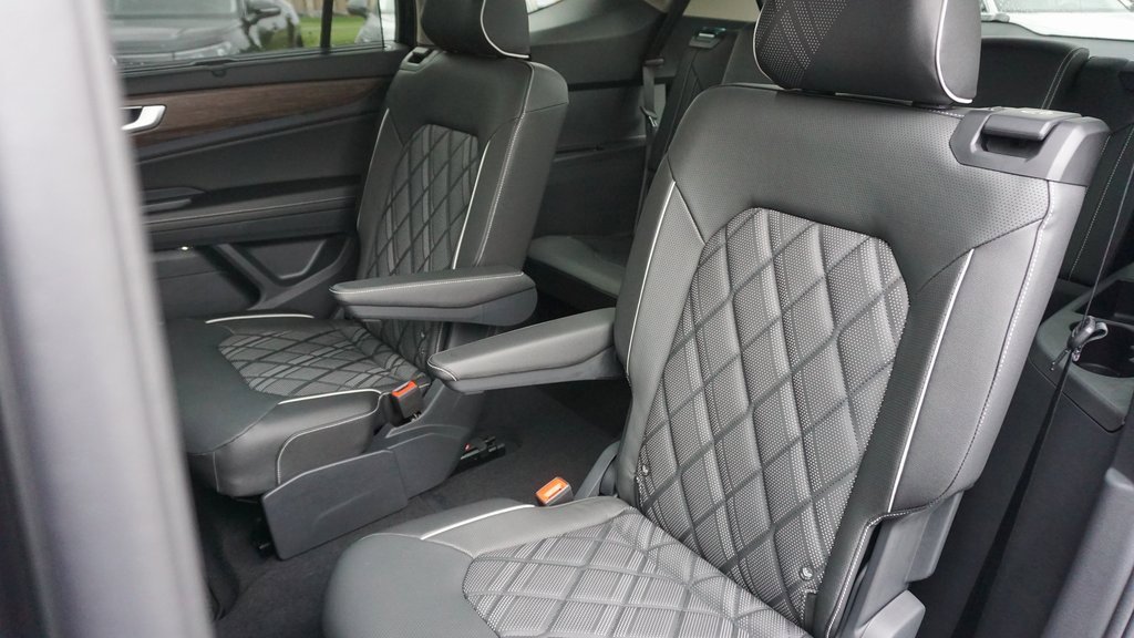 New 2026 Volkswagen Atlas SEL Premium R-Line image 14