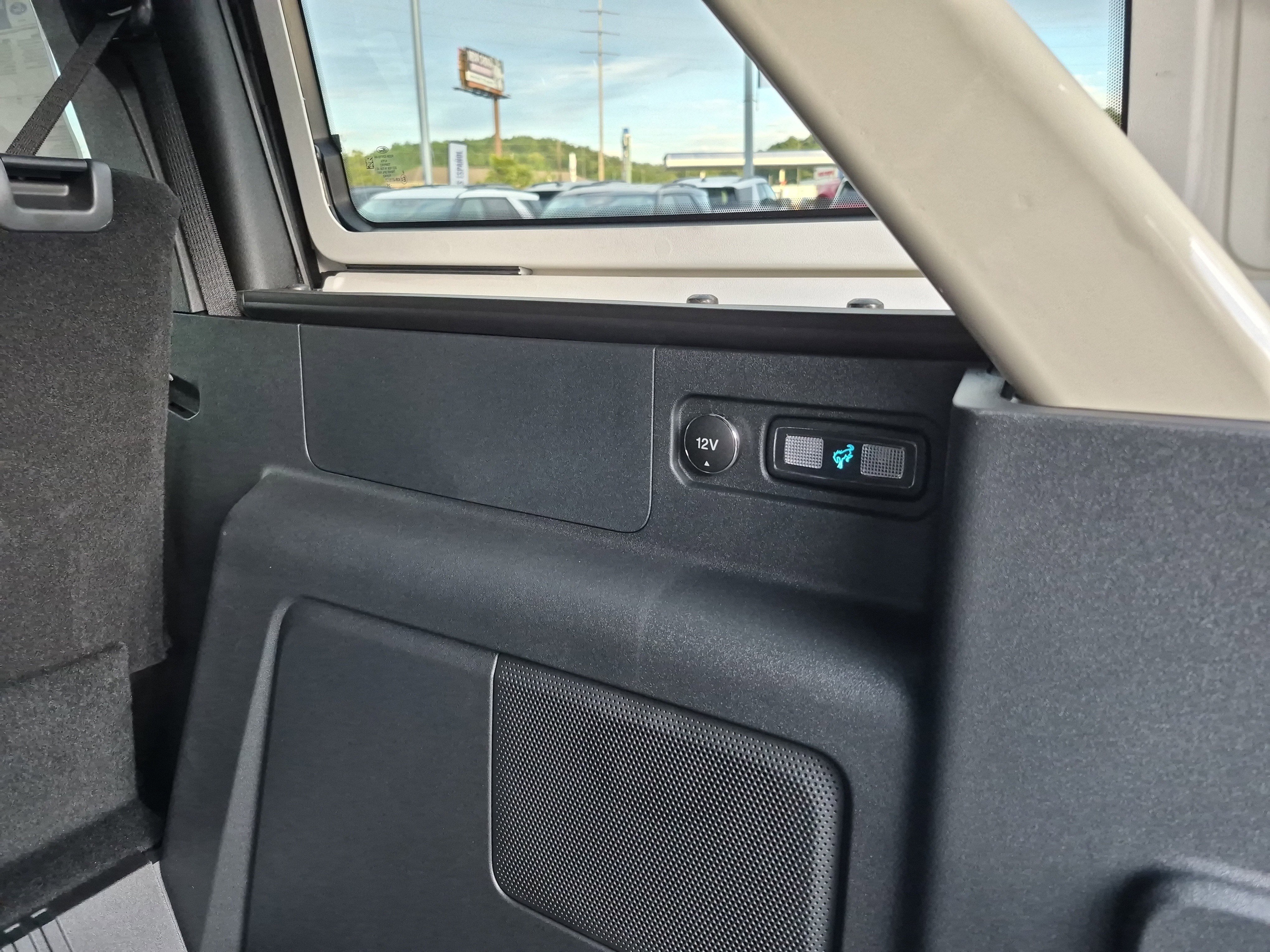 New 2025 Ford Bronco Badlands image 18