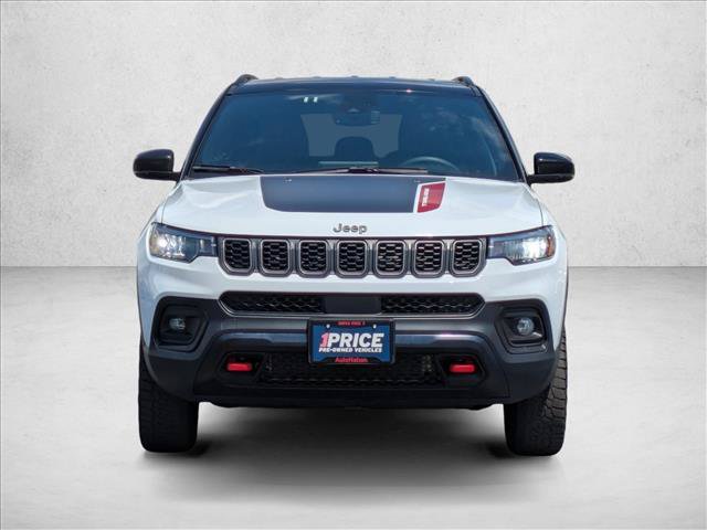 Used 2024 Jeep Compass Trailhawk AWD/4WD image 2