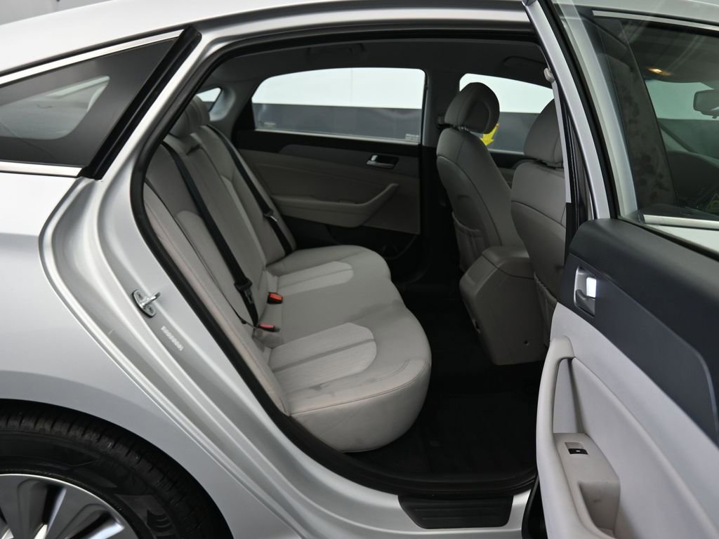 Used 2016 Hyundai Sonata SE image 34