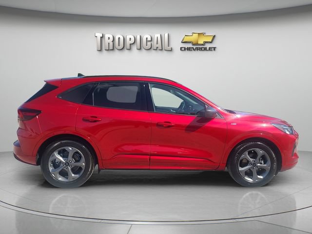 Used 2024 Ford Escape ST-Line w/ Tech Pack #1 FWD image 6