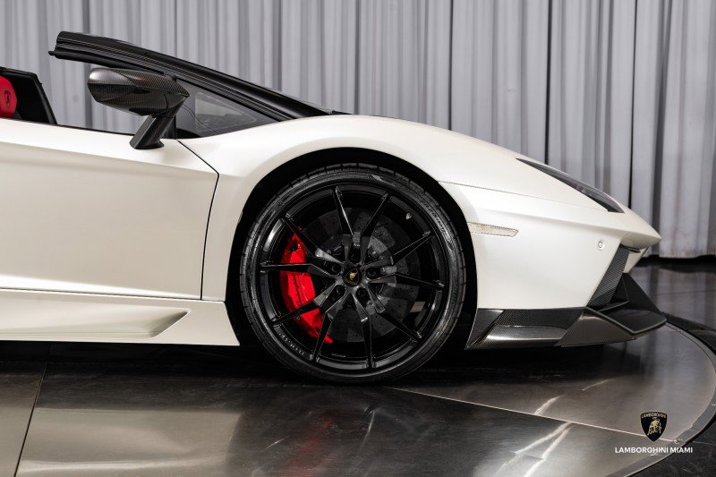 Used 2016 Lamborghini Aventador LP 700-4 image 48