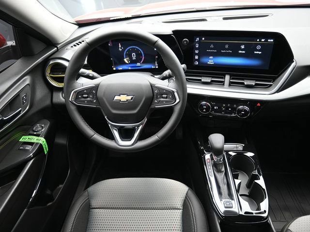 New 2026 Chevrolet Trax LT w/ Driver Confidence Package FWD image 24