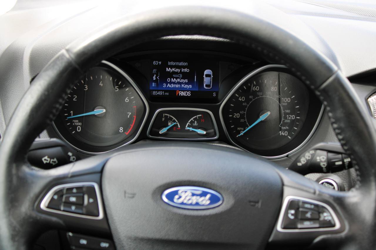 Used 2018 Ford Focus Titanium FWD image 9