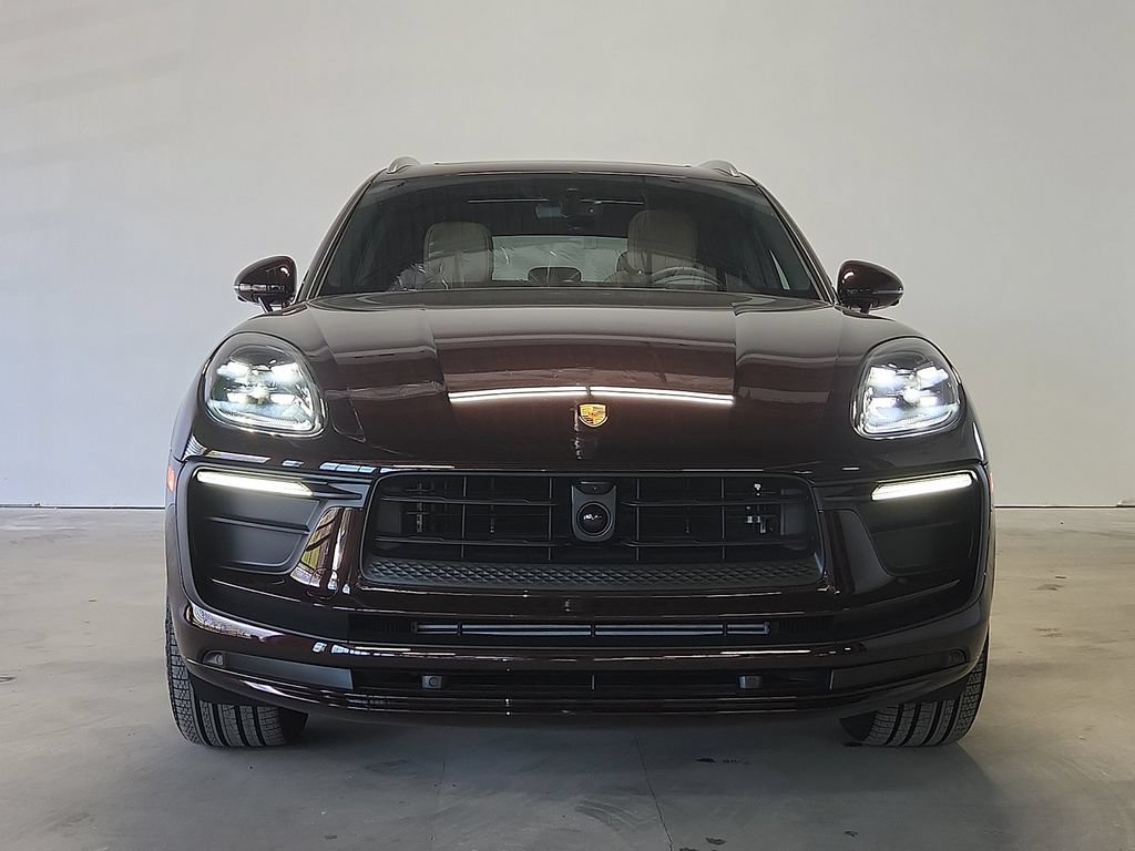 New 2026 Porsche Macan AWD/4WD image 8