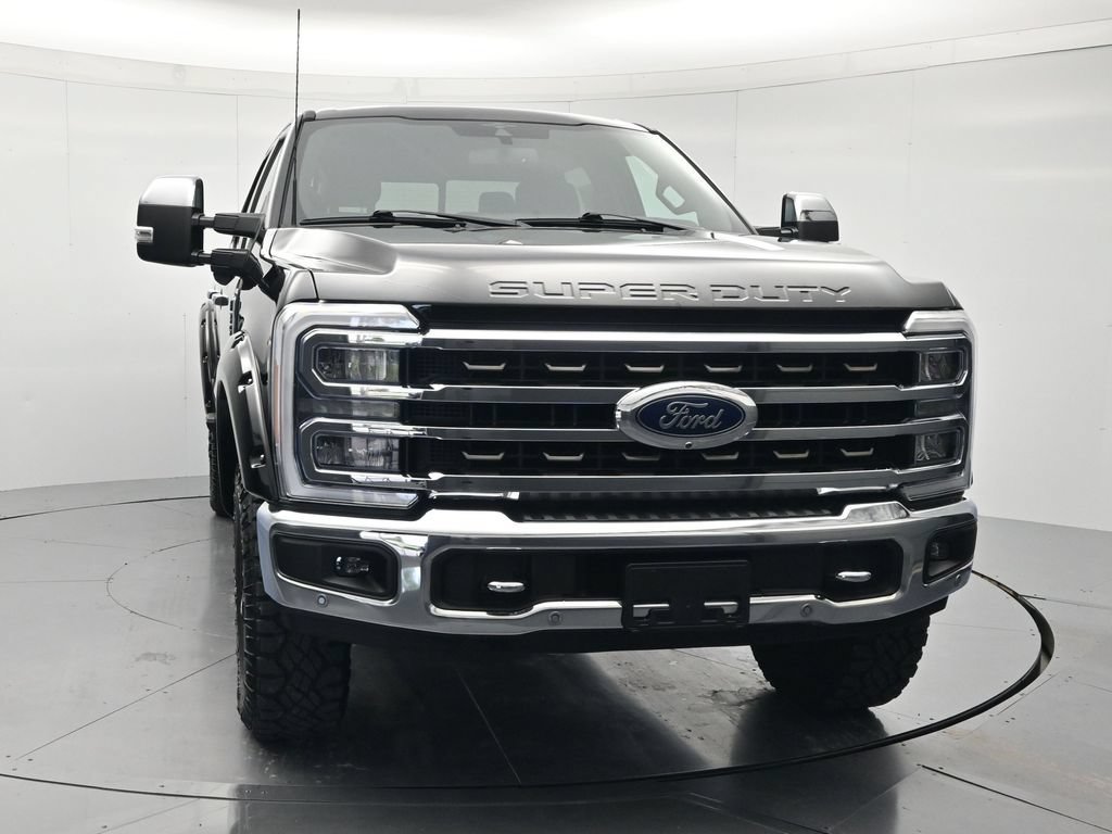 Used 2023 Ford F350 King Ranch w/ Tremor Off-Road Package AWD/4WD image 2