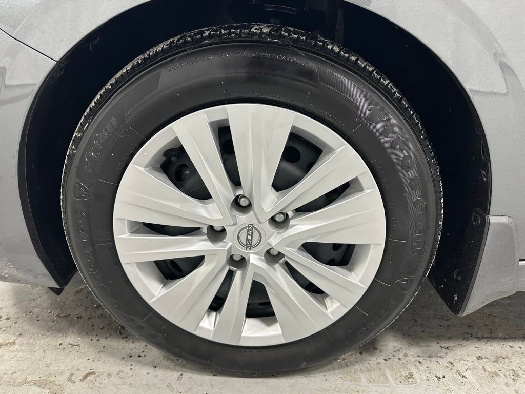 Used 2025 Nissan Sentra S image 55