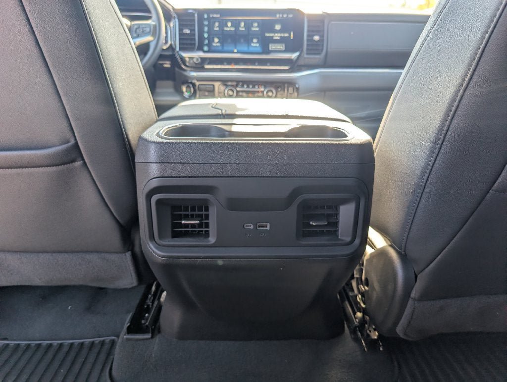 Used 2024 Chevrolet Silverado 1500 LT Trail Boss w/ Convenience Package II AWD/4WD image 31
