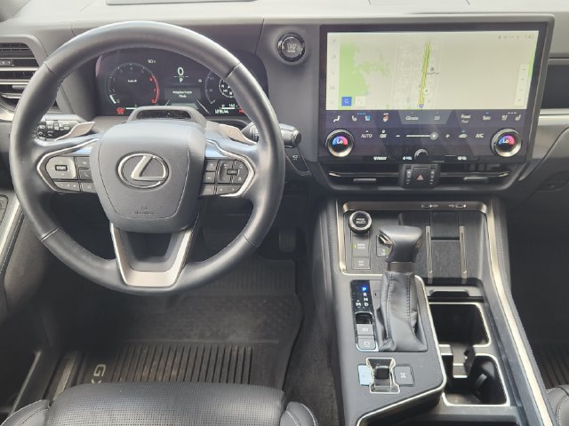 Used 2024 Lexus GX 550 w/ Accessory Package (Z1) AWD/4WD image 27