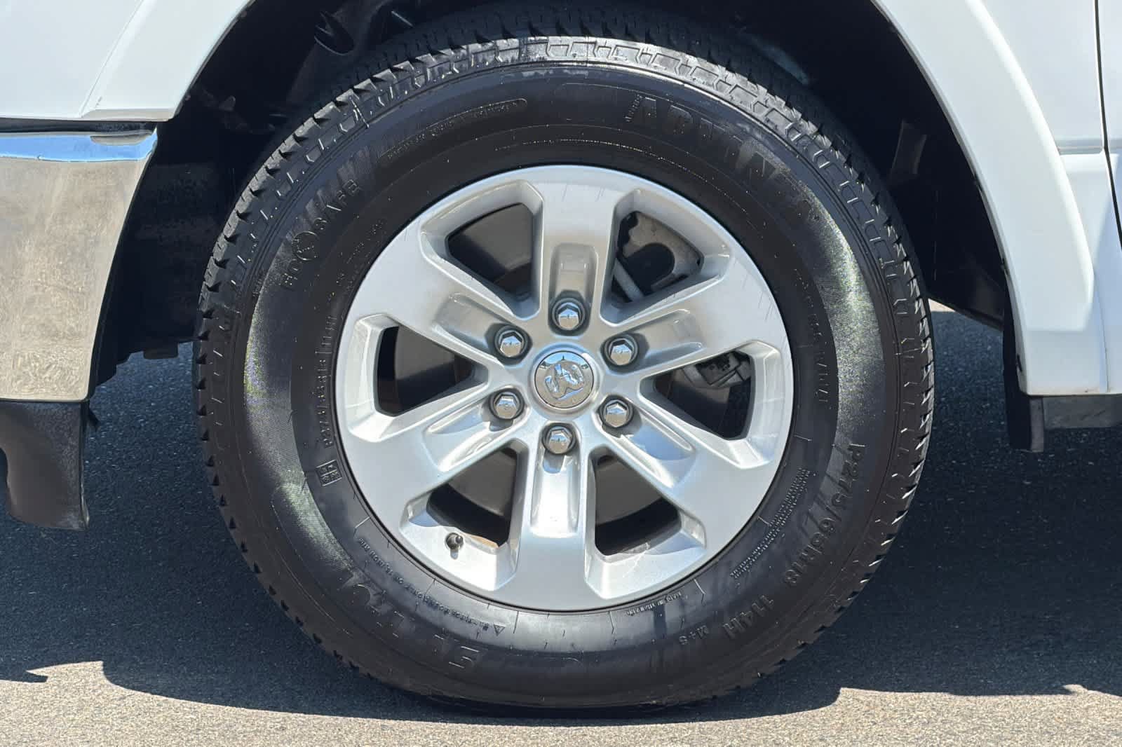 Used 2021 RAM 1500 Laramie AWD/4WD image 30