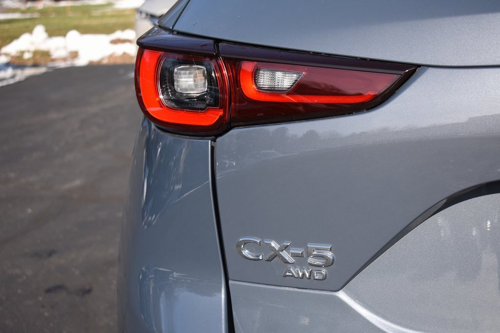 New 2025 MAZDA CX-5 Carbon Edition image 11