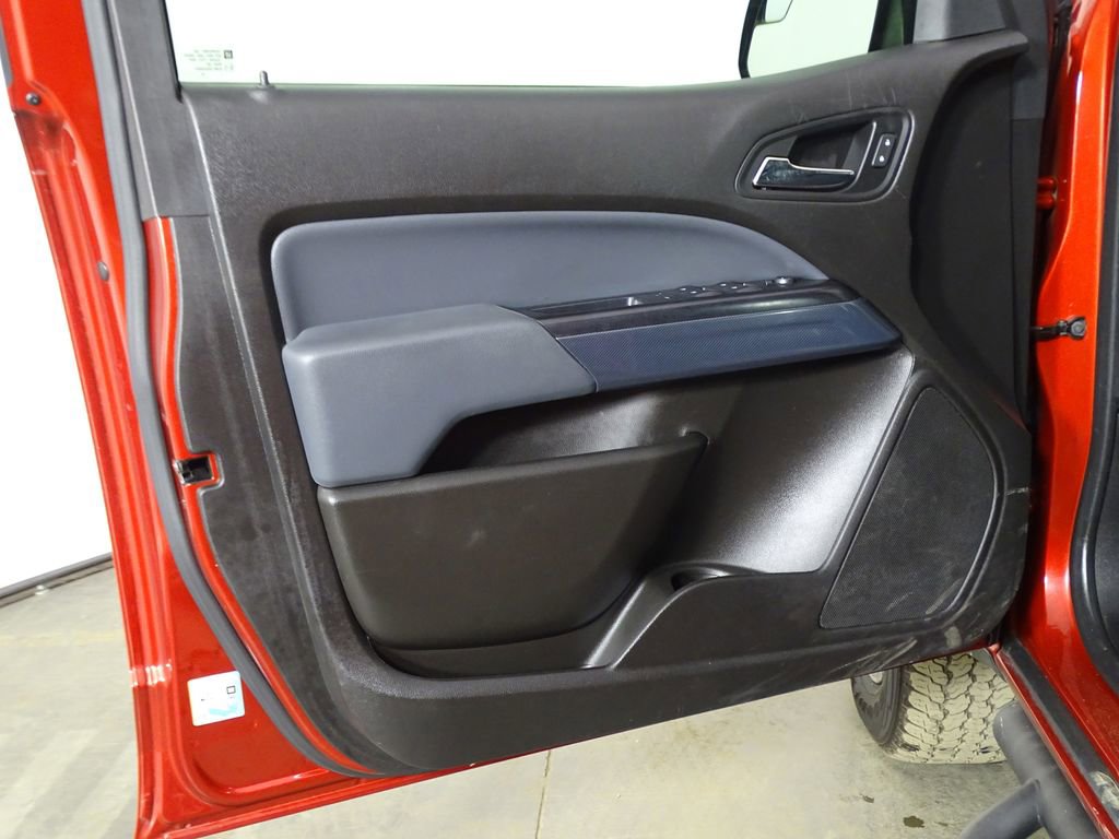 Used 2016 Chevrolet Colorado Z71 image 16