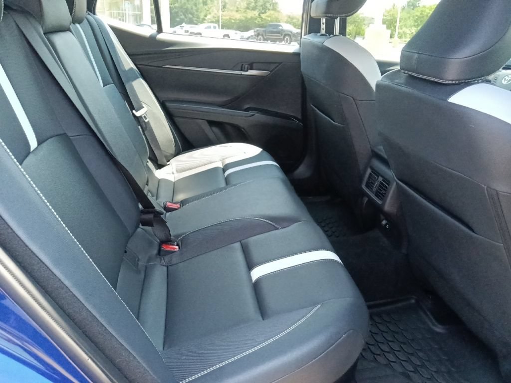 Used 2025 Toyota Camry SE w/ Convenience Package FWD image 28