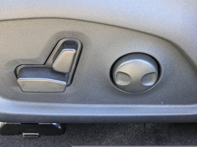 New 2026 Jeep Compass Latitude w/ Sun and Sound Group image 18