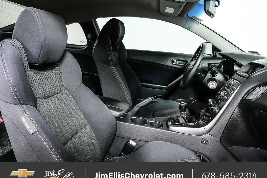 Used 2011 Hyundai Genesis 2.0T image 18